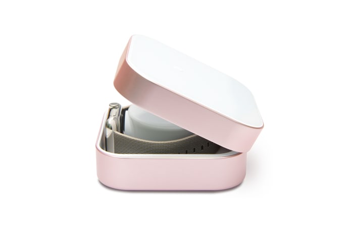 Amber apple watch charging case online