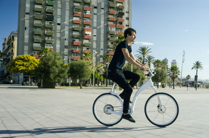 Gi FlyBike The first e bike to fold in one second Indiegogo