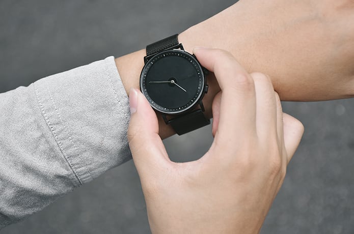 Clearink smartwatch hotsell