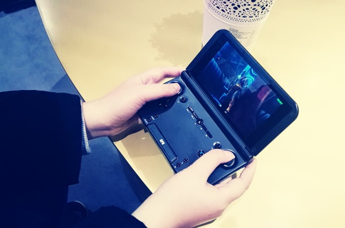 GPD XD Plus ハンドヘルドPCゲームコンソール Amazon.com: GPD XD Plus [Latest HW & Most Stable Update