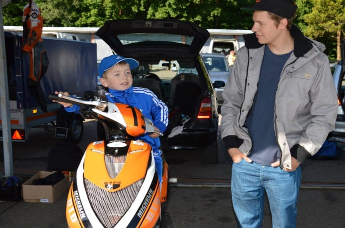 Young athlete to race in EST. | Indiegogo Young athlete to race in EST.