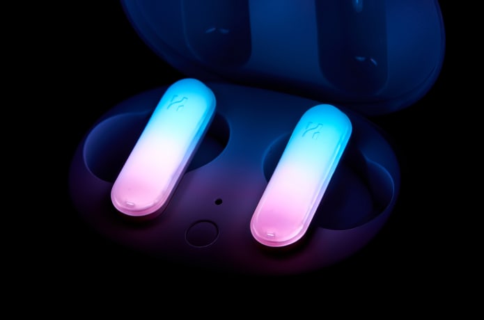 GPods:The World's First Earbuds With Light Control | Indiegogo