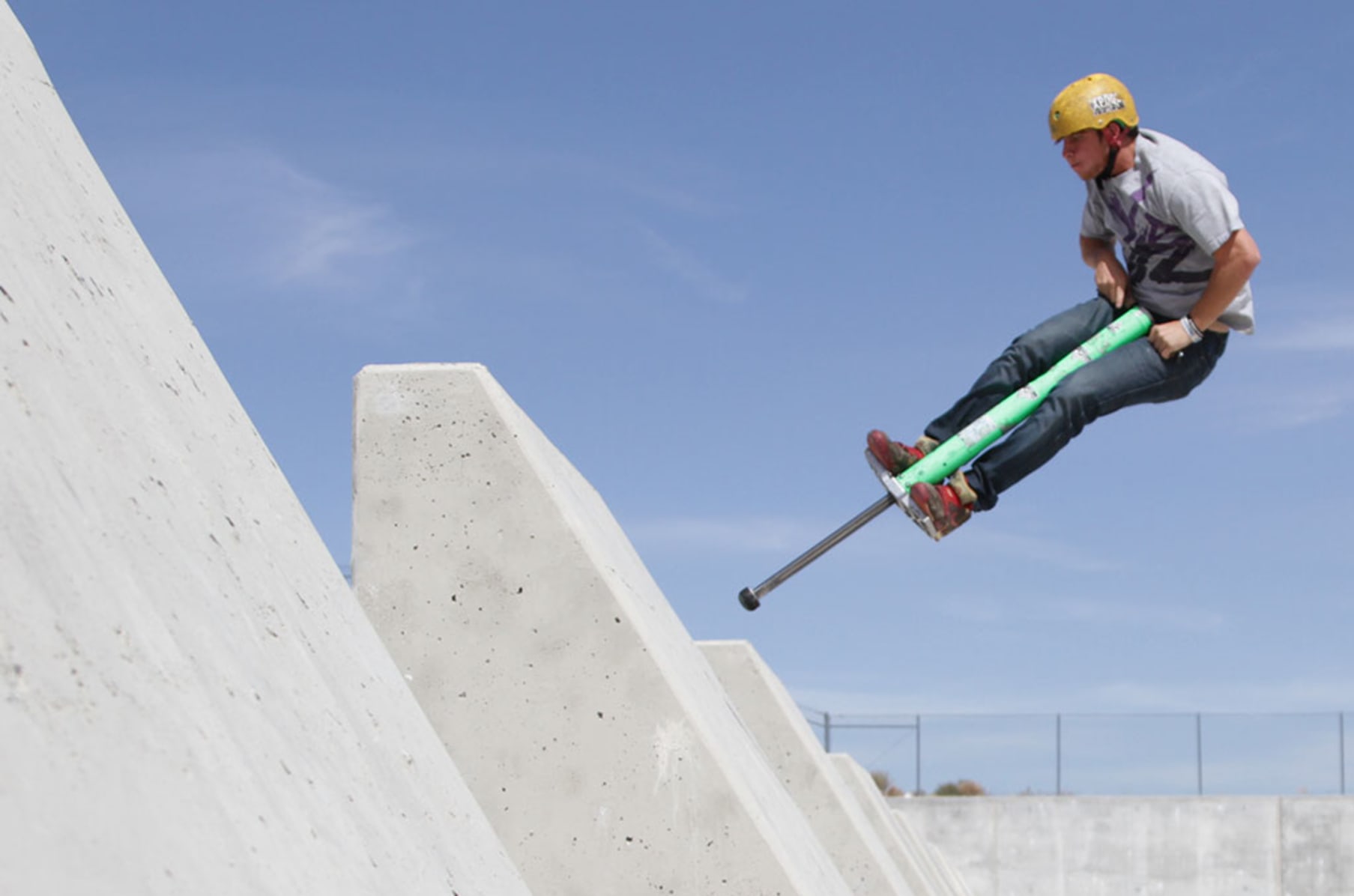 V4 The World s Most Advanced Adult Pogo Stick Indiegogo