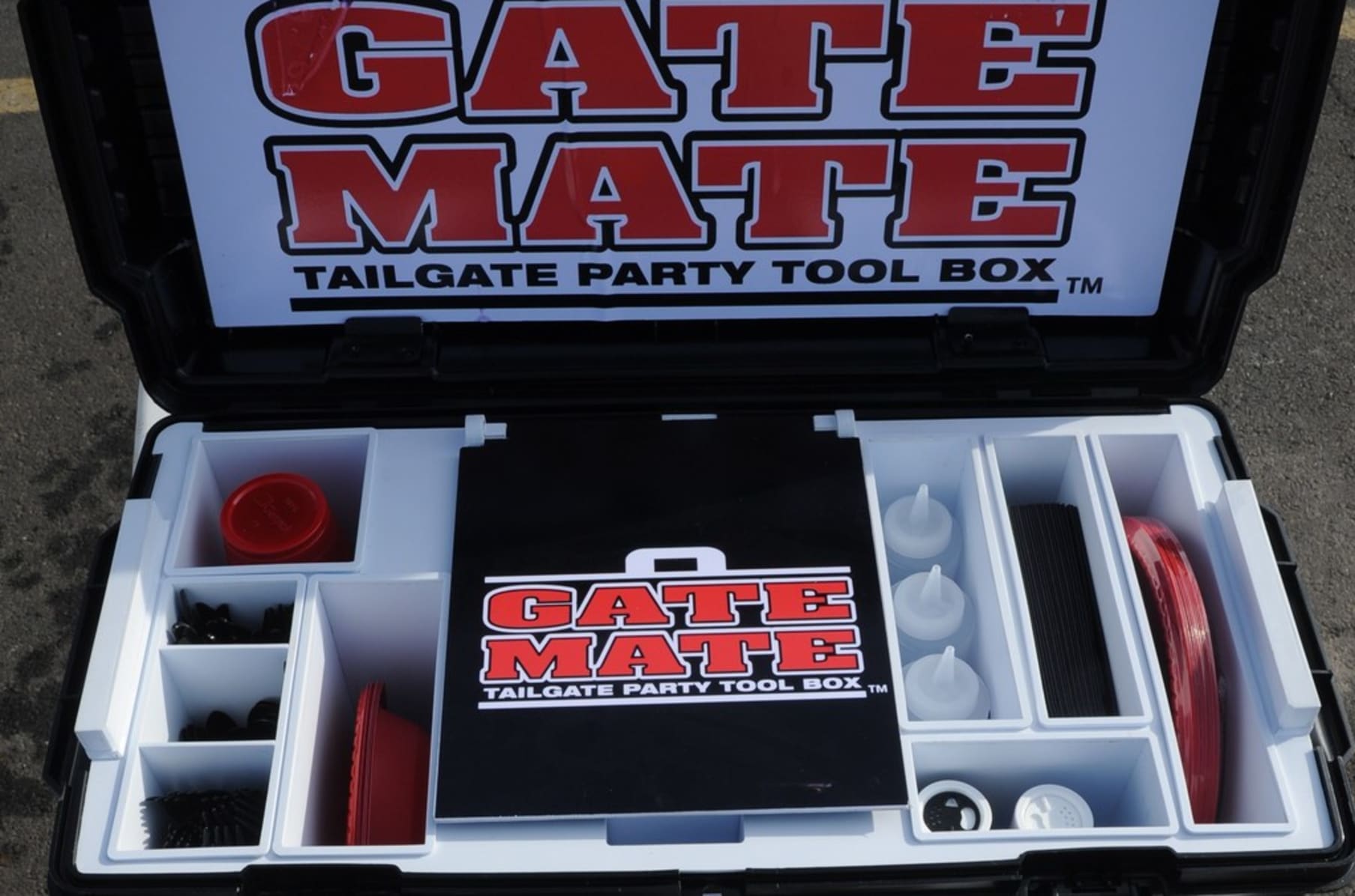 Tailgate outlet tool boxes
