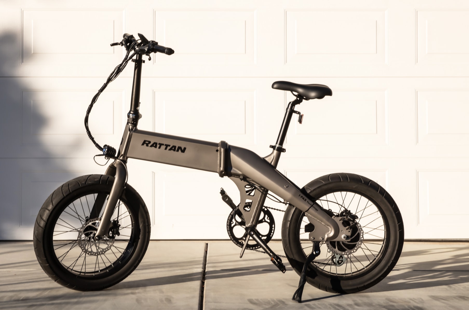 Rattan electric bike shop