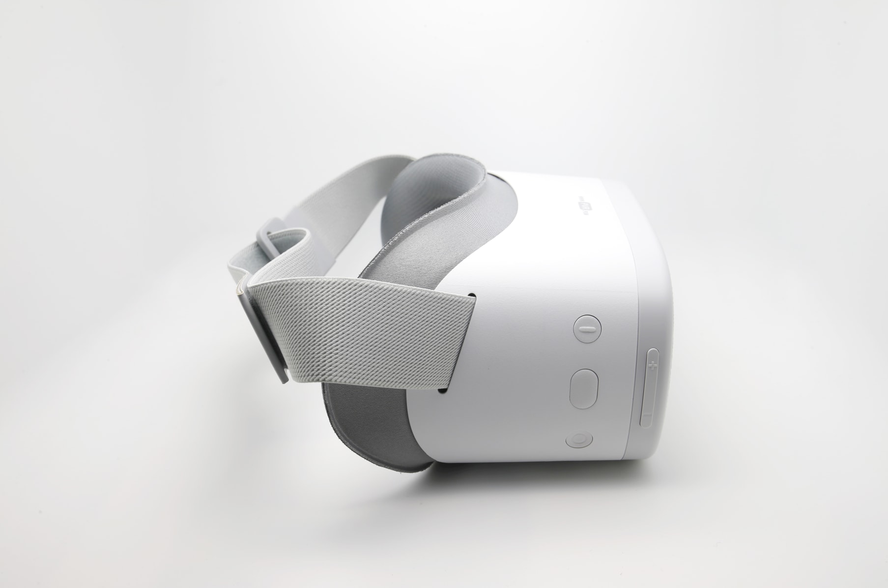 pvr iris vr headset