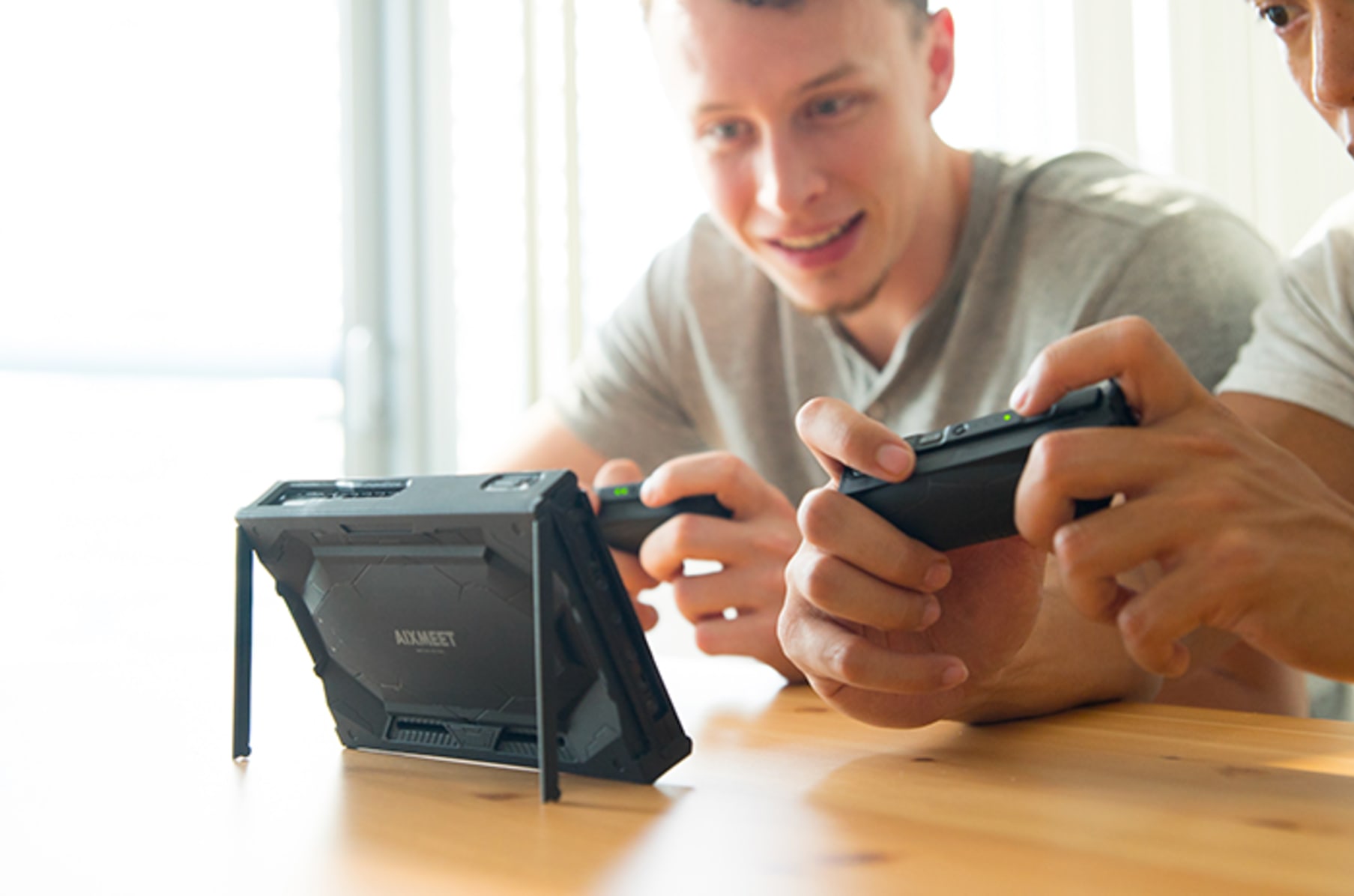 Aixmeet Ultimate Nintendo Switch Detachable Case Indiegogo