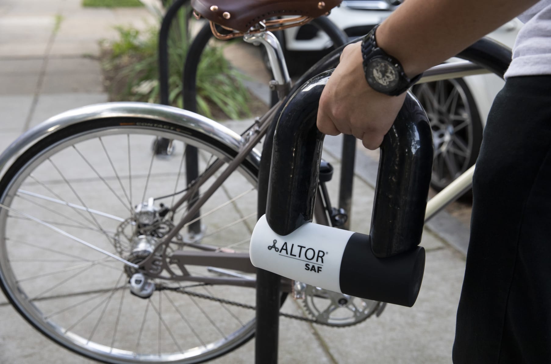 cutting a bike lock