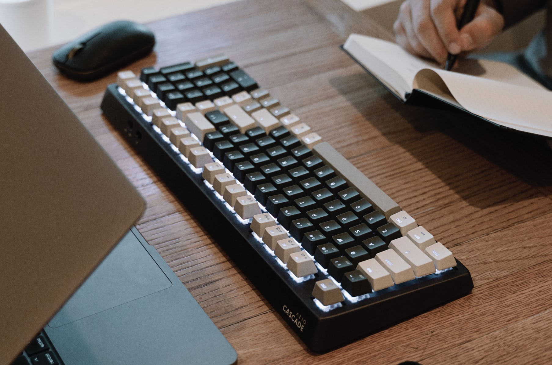 A venir, un clavier mécanique TKL sans fil chez DREVO ; via Indiegogo