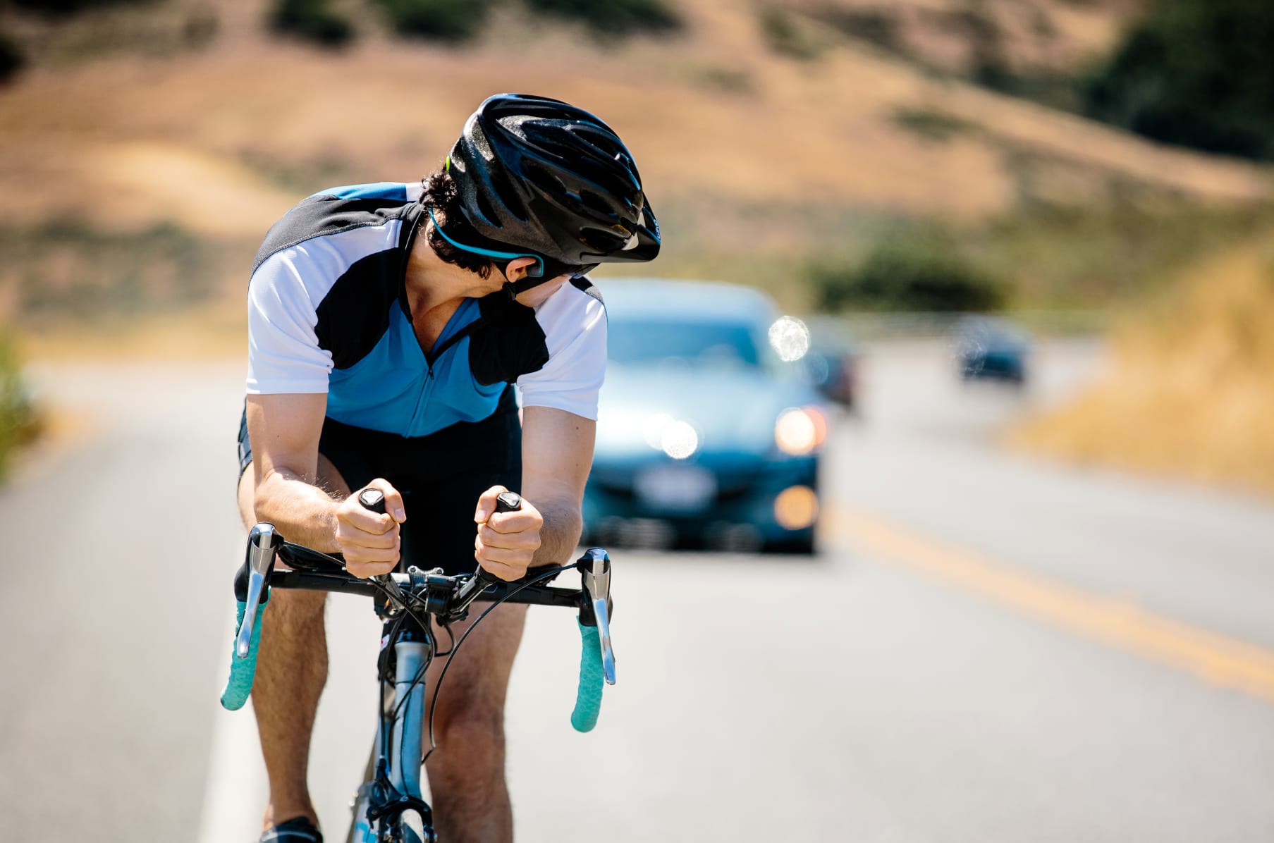 Aftershokz trekz titanium cycling top
