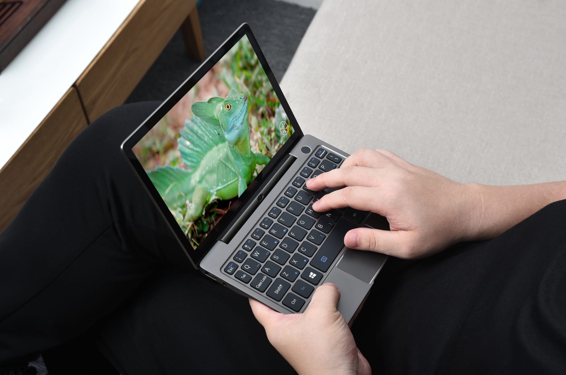 Gpd P2 Max The World S Smallest Ultrabook Indiegogo