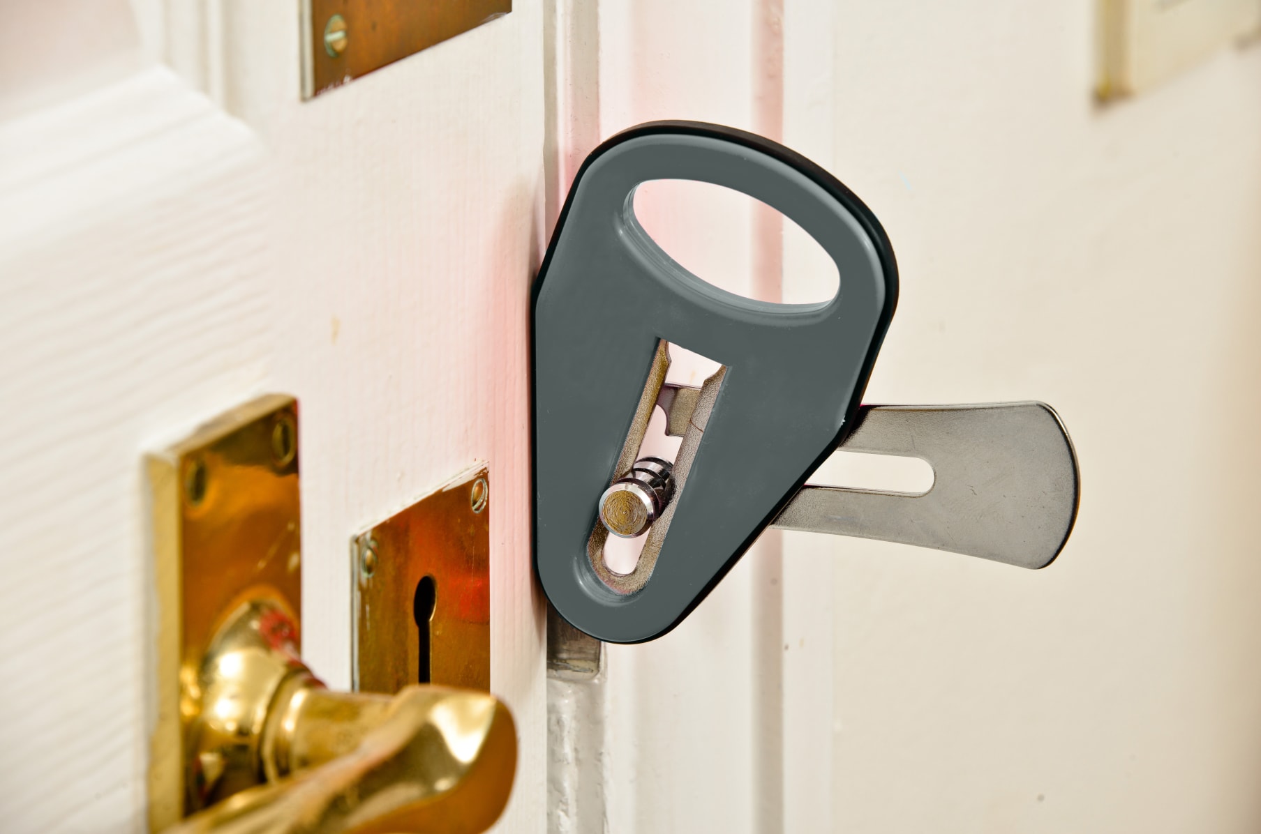 The EasyLock Portable Temporary Travel Door Lock Indiegogo