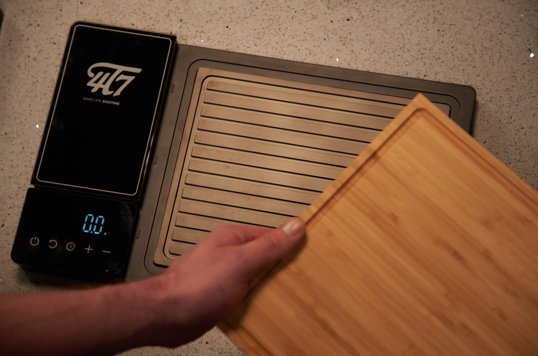 World's First Smart Cutting Board Features Five Tools in One