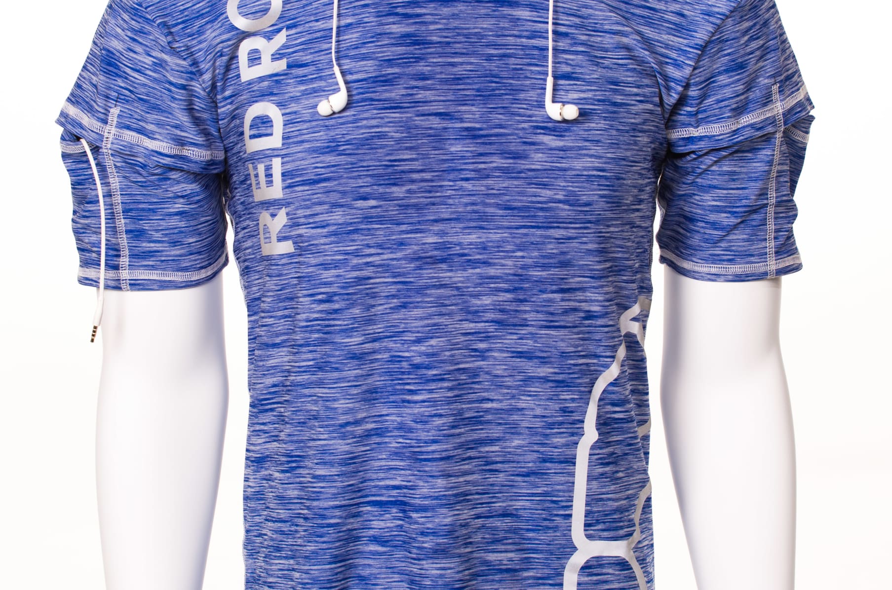 running t shirt with phone pocket