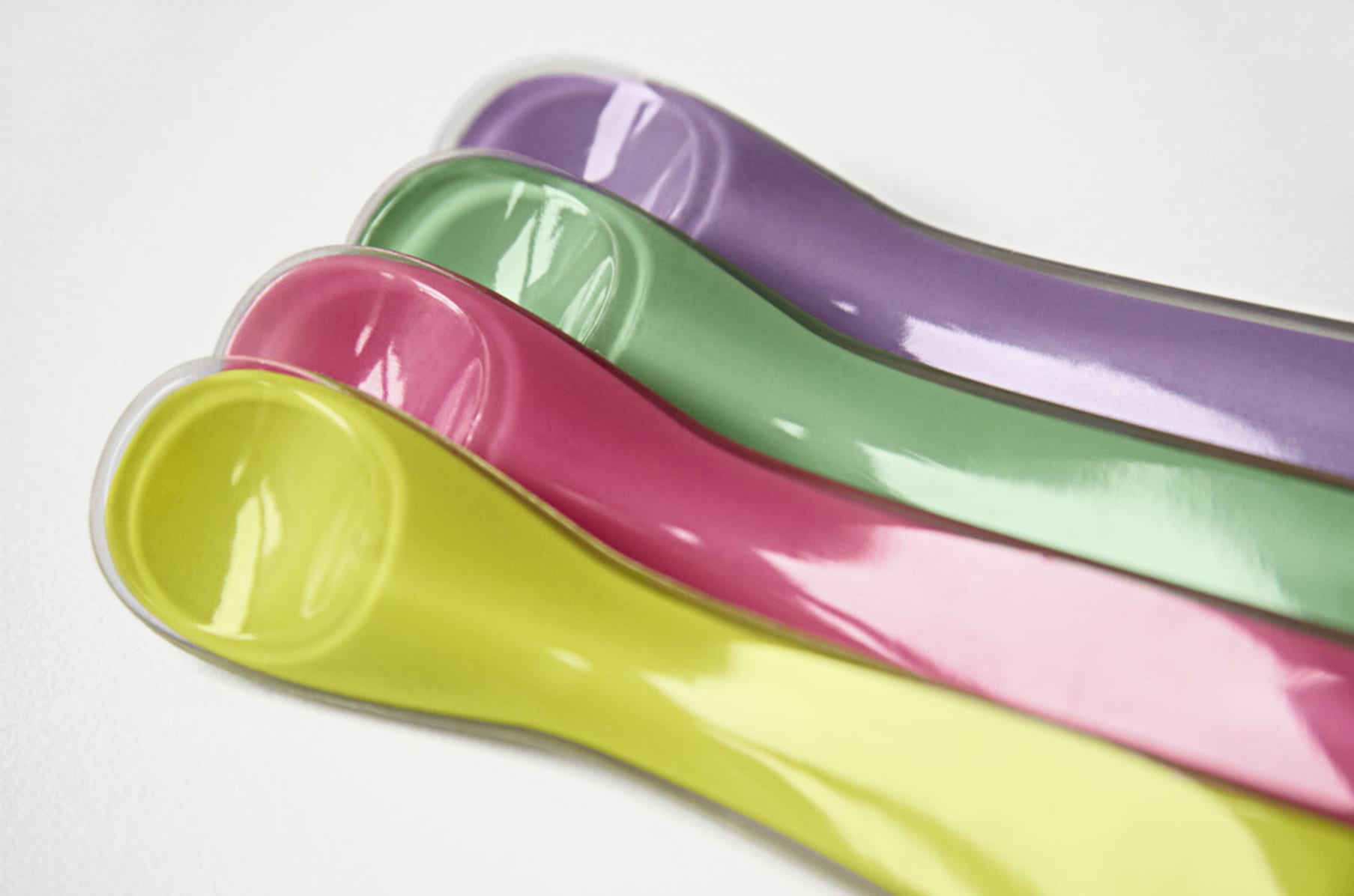 Spuni a revolutionary first spoon for infants Indiegogo
