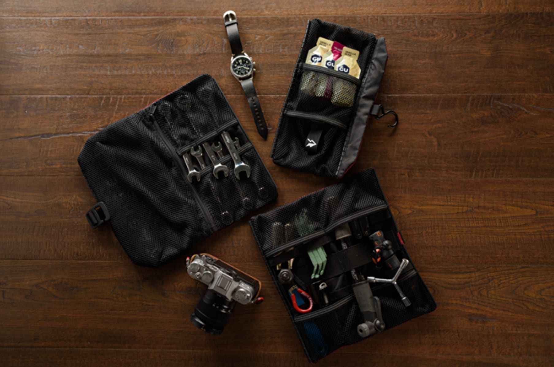 What's In My Pockets: Midnight Green EDC - Carryology