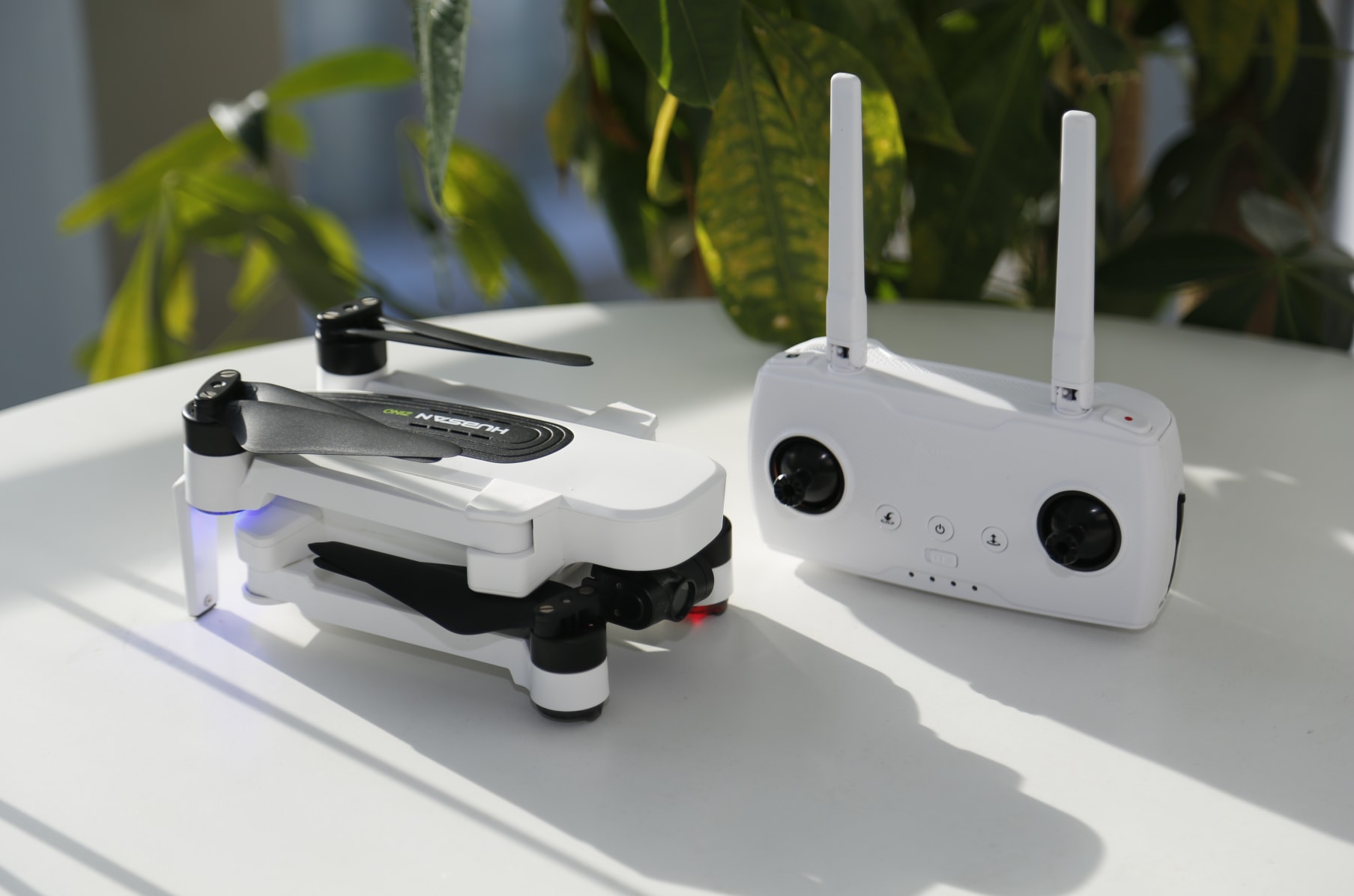 hubsan zino 4k drone