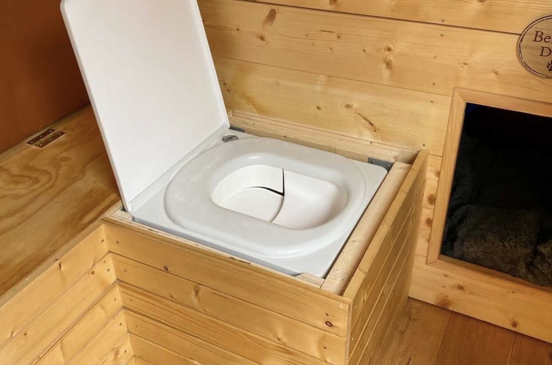 Portable composting toilet online