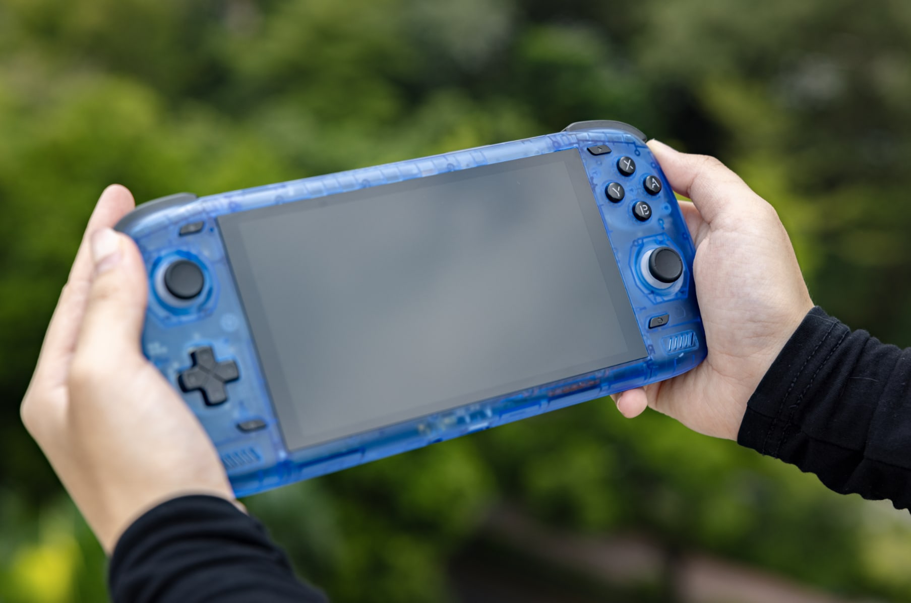 AYN Announces the Odin 2 Handheld Will Cost $299