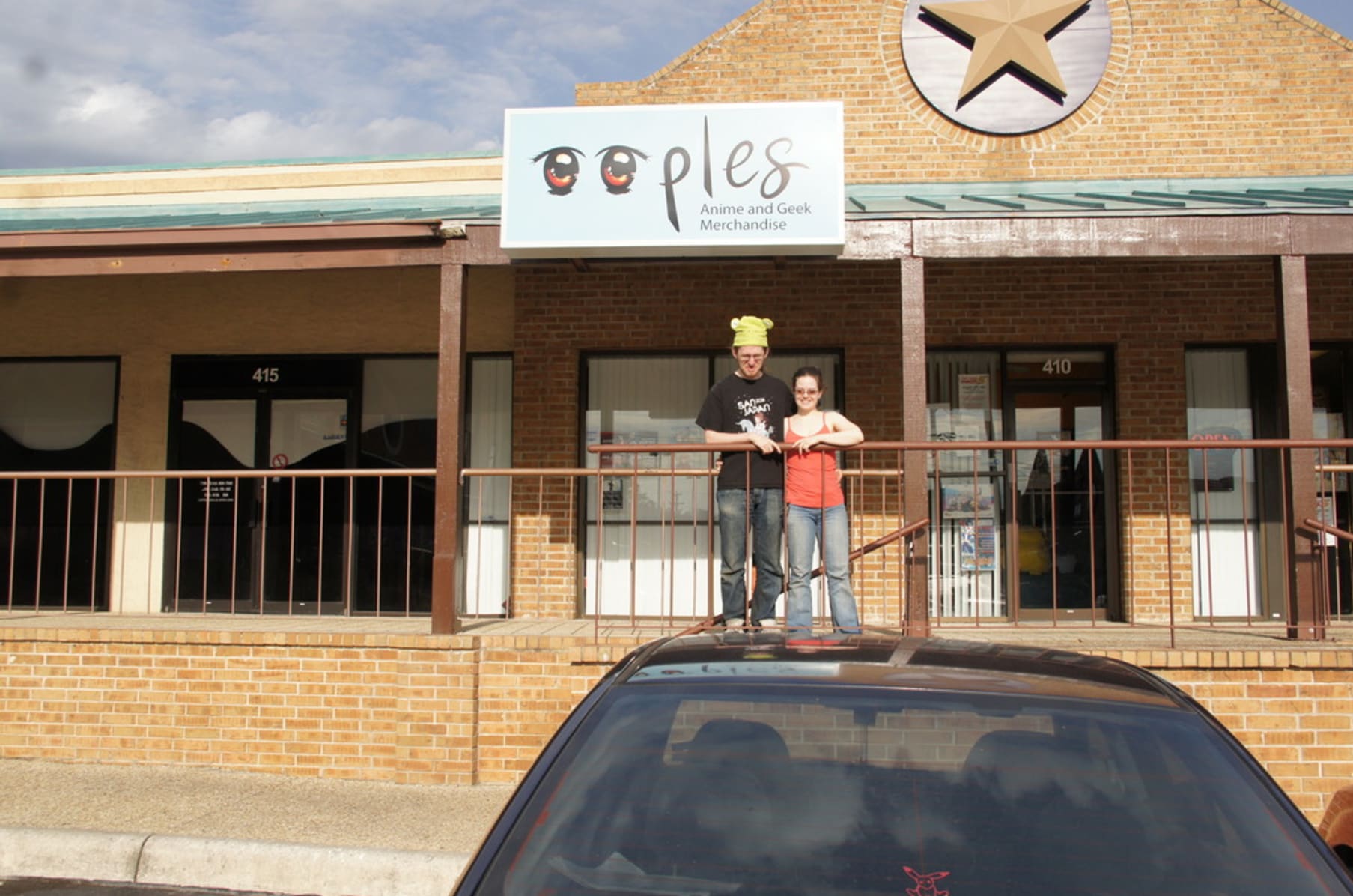 Ooples Anime Center Indiegogo