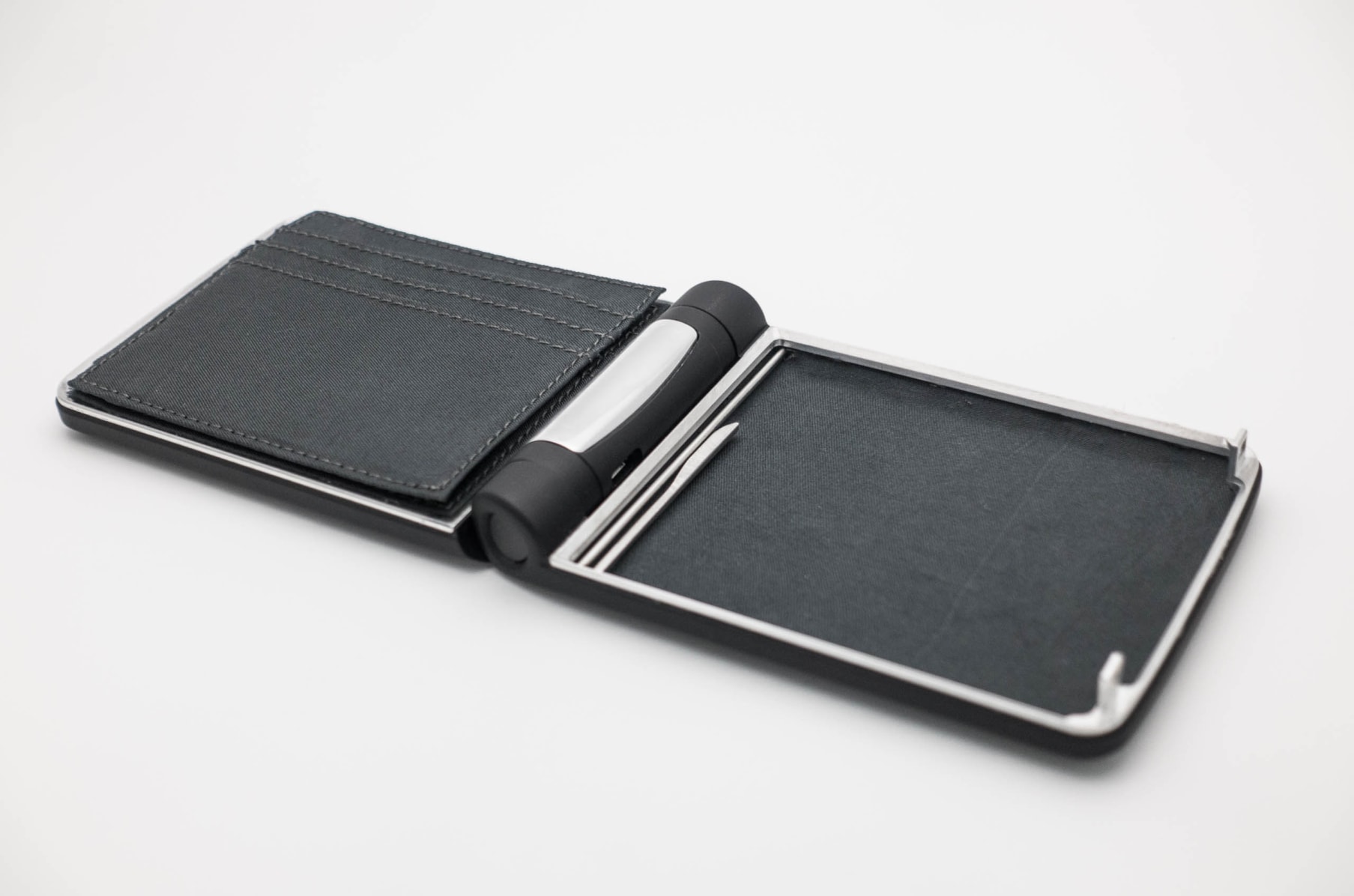 Cashew Smart Wallet Indiegogo