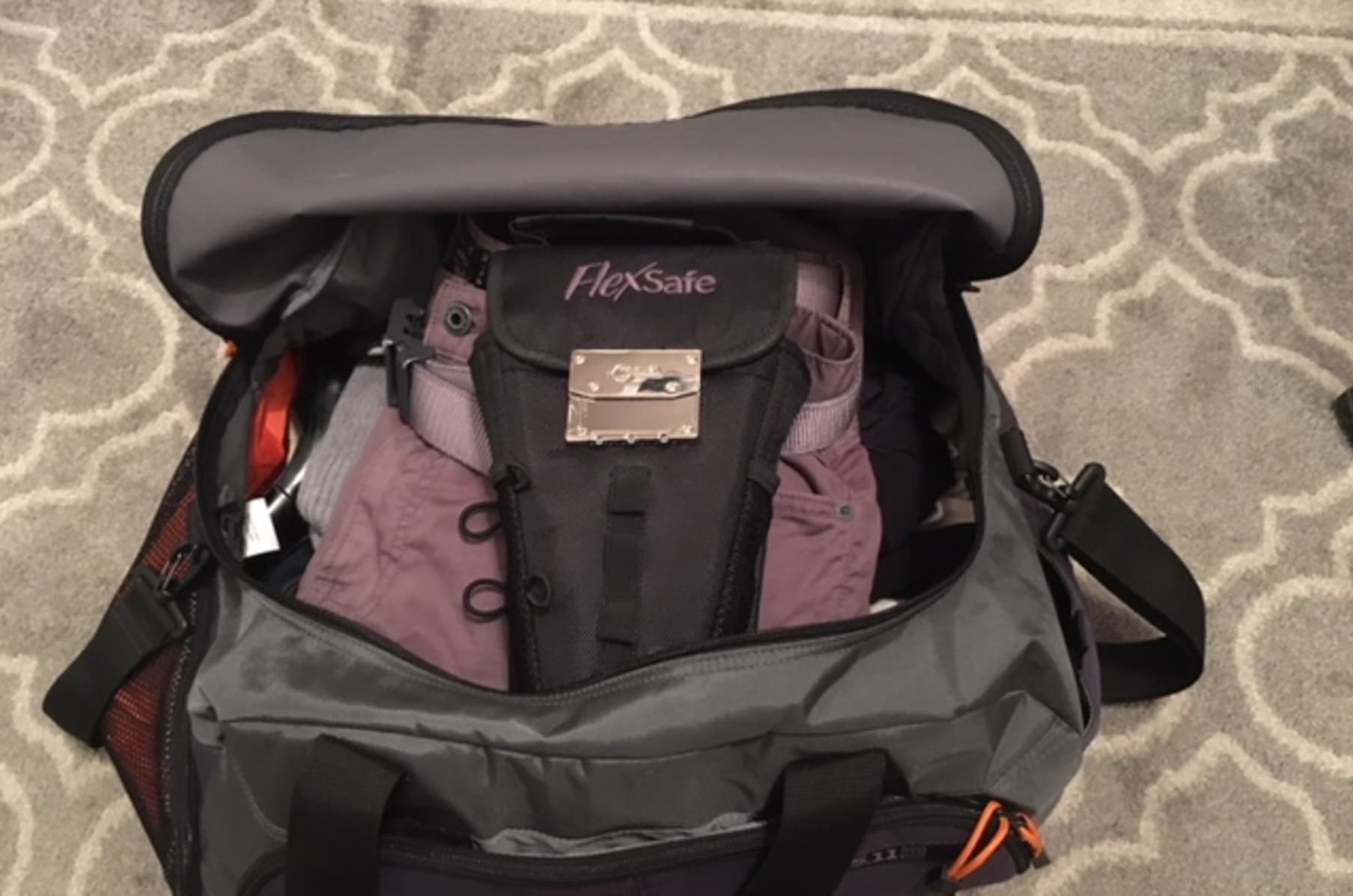 Flexsafe Plus The Ultimate Portable Travel Safe Indiegogo
