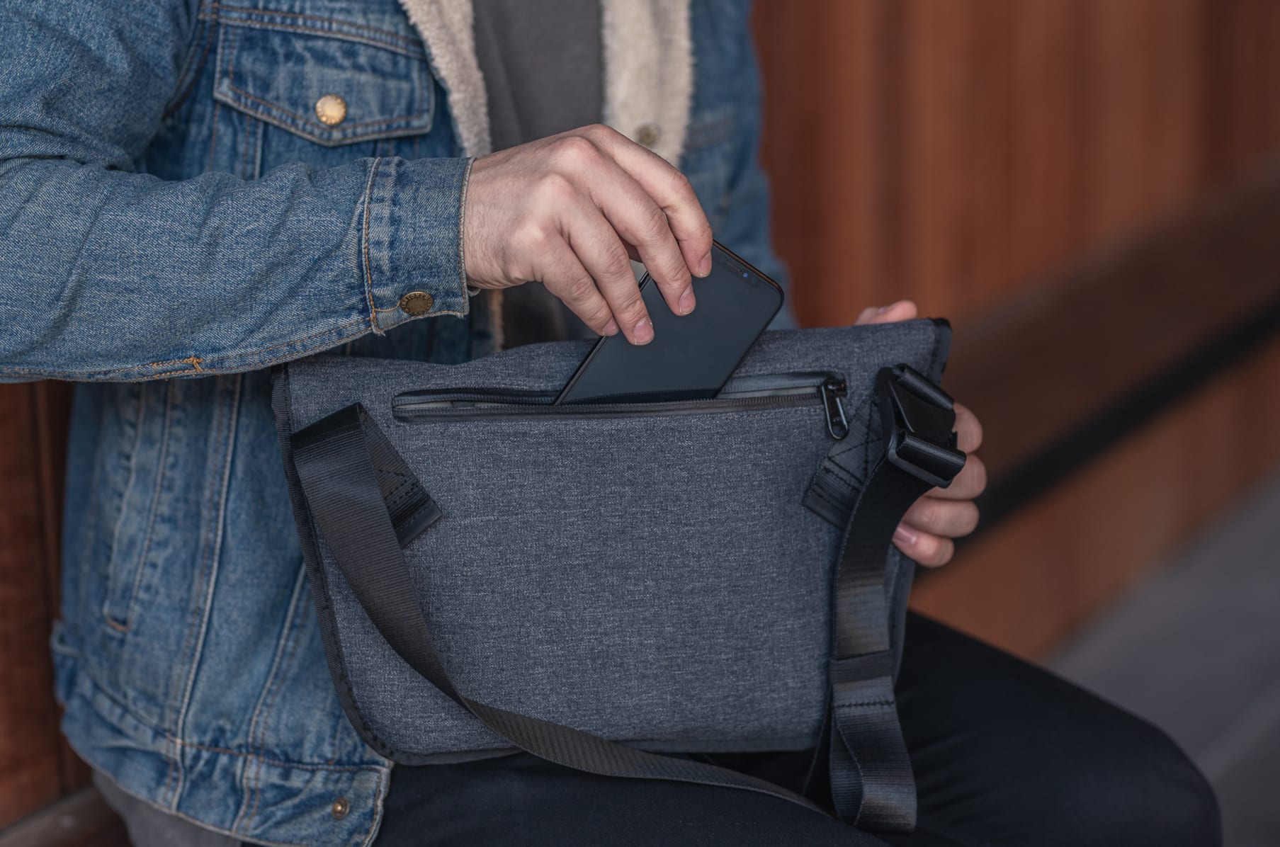 Alpaka alpha shop sling