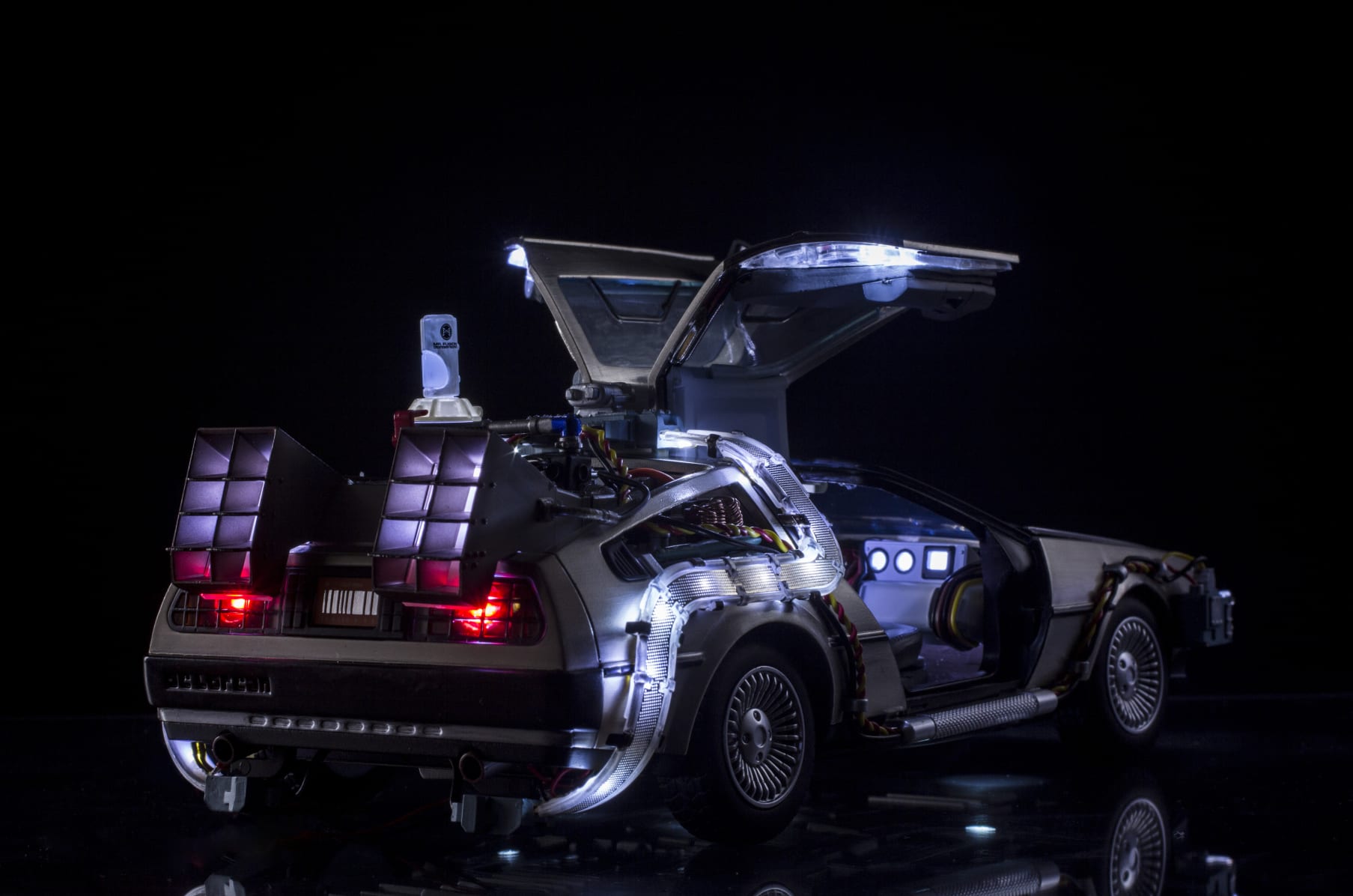 Back to the Future Magnetic Flying Delorean – BTTF Floating Delorean –  Floating Magnetic Delorean
