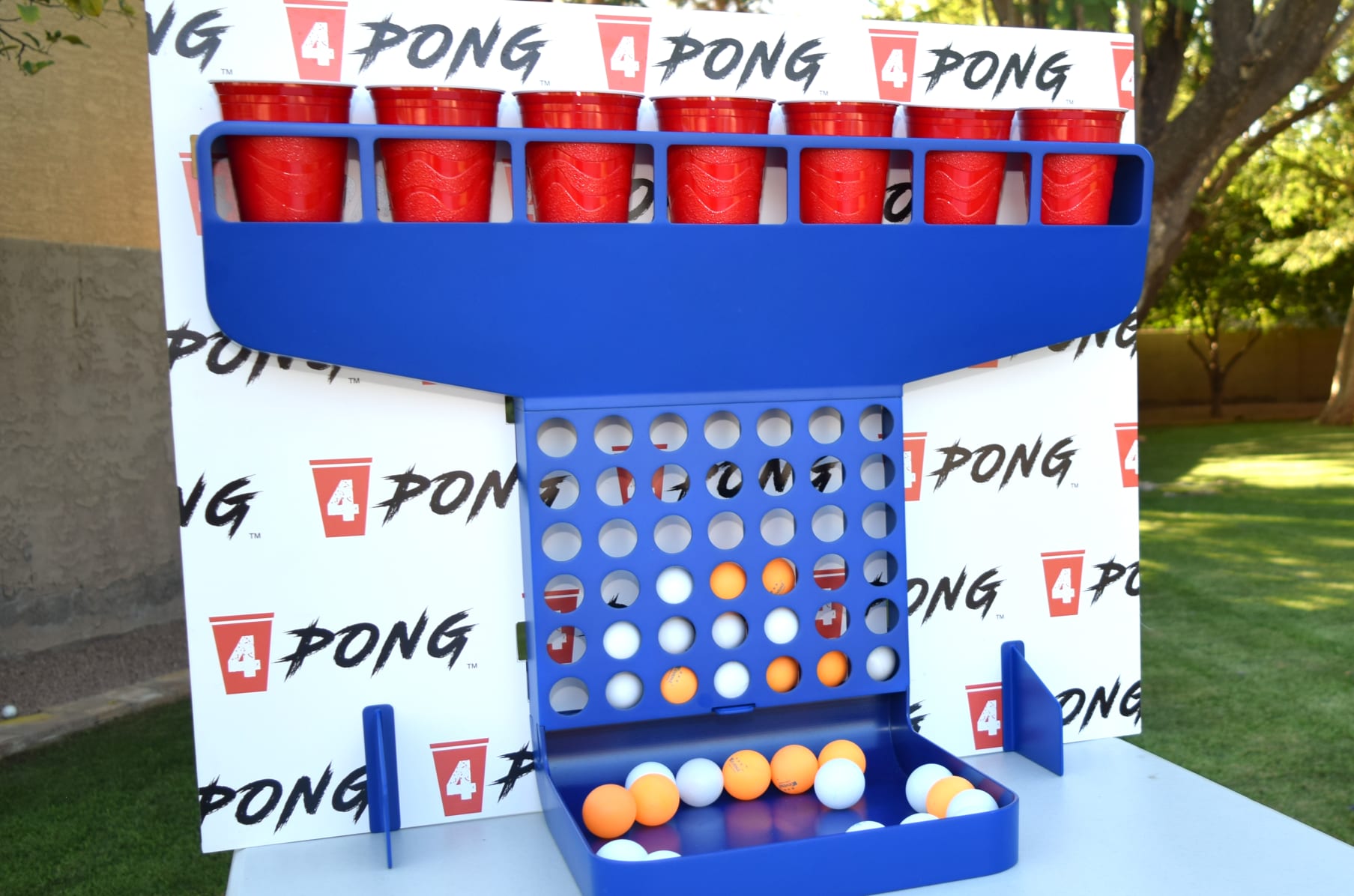4pong A Fusion Of Beer Pong And A 4 In A Row Game Indiegogo
