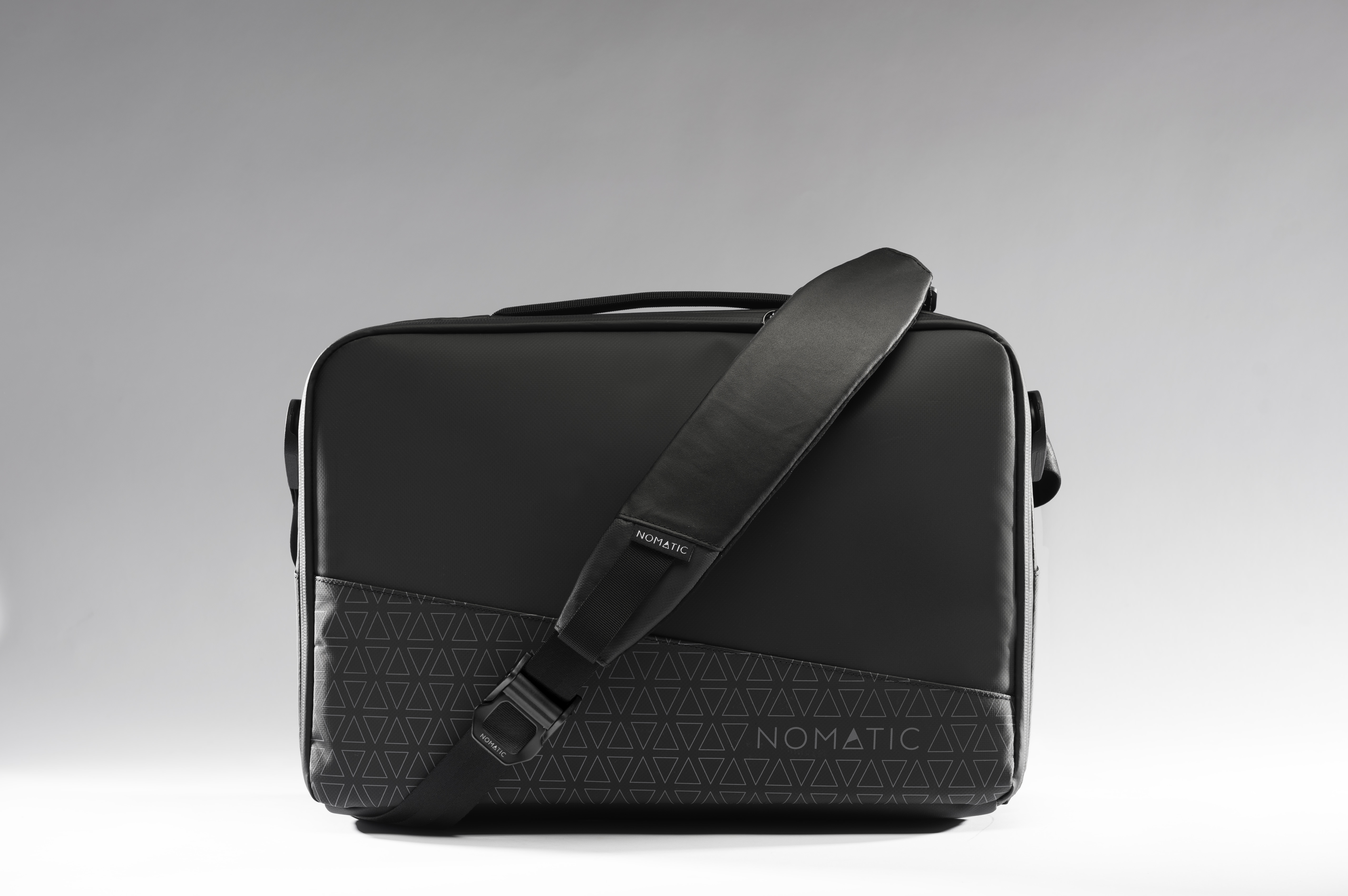 Nomatic laptop bag cheap